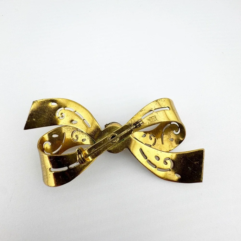 Vintage Coro Gold Tone Filigree Bow Brooch Pin Amber Rhinestone Center